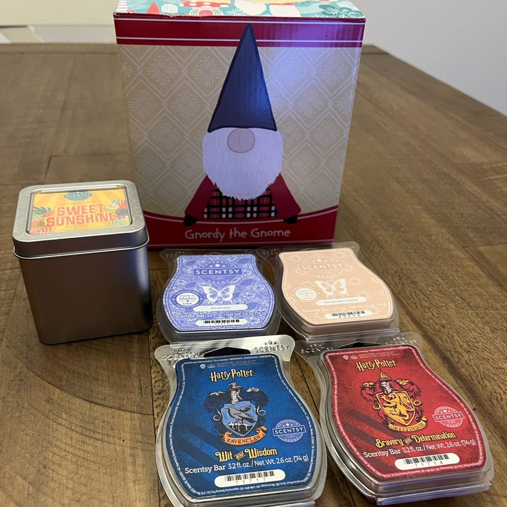 Scentsy Bundle of 6 Items